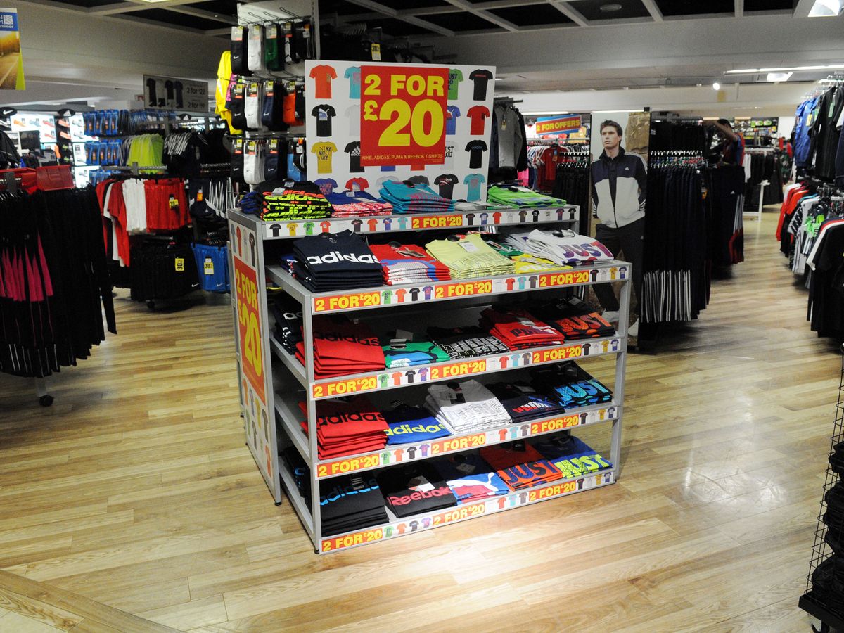 ontdek de nieuwe sports outlet in wheeling - geweldige aanbiedingen op sportkleding en uitrusting voor alle sportliefhebbers!