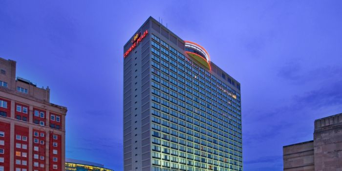 ontdek de beste hotels in kansas city voor het wk 2026. boek uw verblijf dichtbij de actie en geniet van comfort en gemak tijdens het toernooi.
