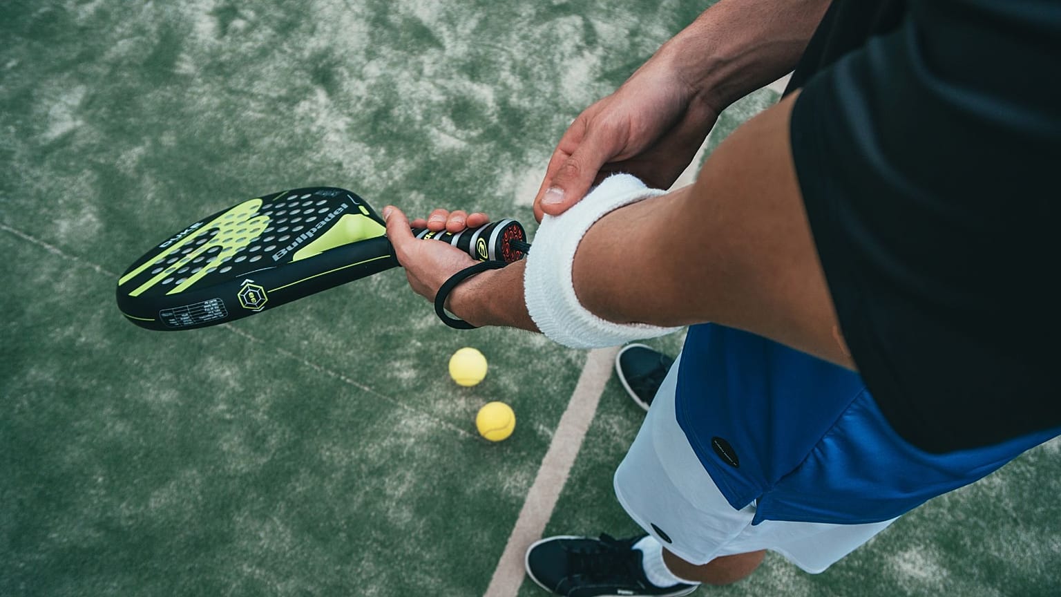 ontdek padel, de snelgroeiende sport wereldwijd die plezier, snelheid en teamwork combineert voor spelers van alle niveaus.