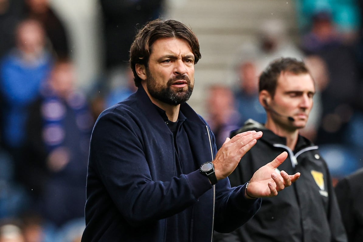 rangers verslaan hearts met 4-2: reactie van de manager na indrukwekkende overwinning.